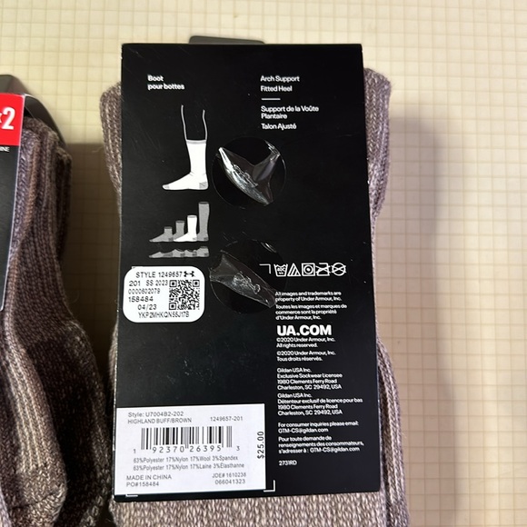 🥷🏿🥷🏿🥷🏿BUNDLE 4 PAIR Unisex UA Hitch Coldgear Full Cushioned Boot Socks - Picture 3 of 4